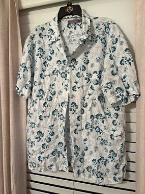 Daniel Cremieux Floral shirt sz XL
